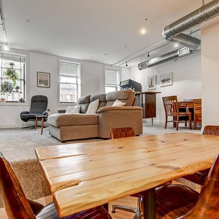 Lovely 2-Bedroom Unit In Springfield Eksteriør billede
